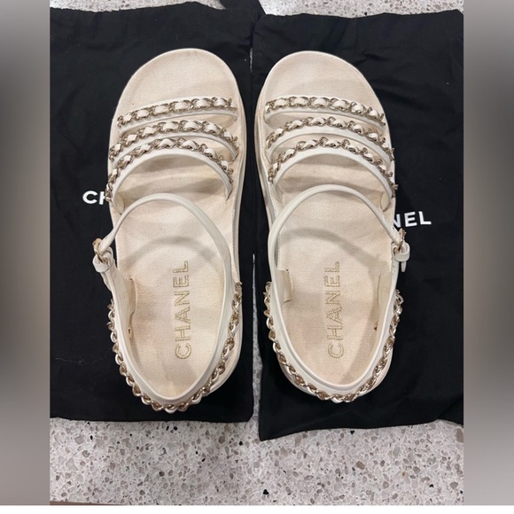Chanel white sandals - Picture 2 of 6